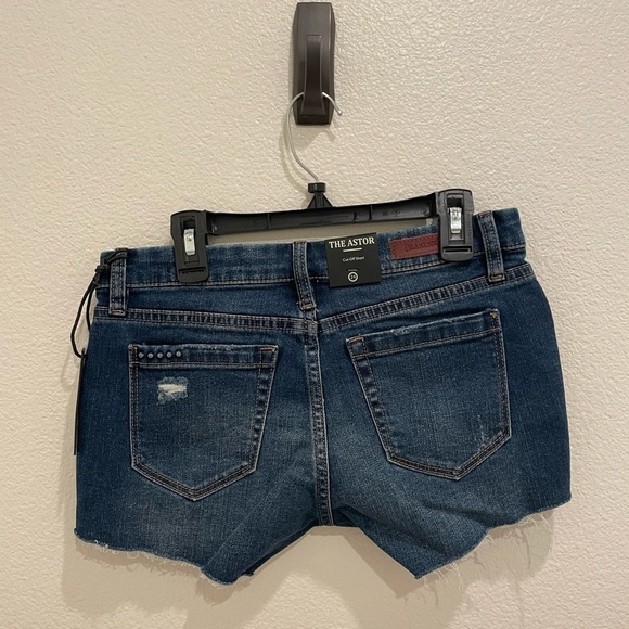 NWT womens Blank NYC Cut Off Short The Astor Size 25​​​​​​ - Picture 4 of 5